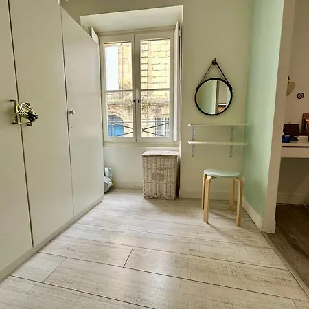 Pied A Terre Chartrons Notre Dame